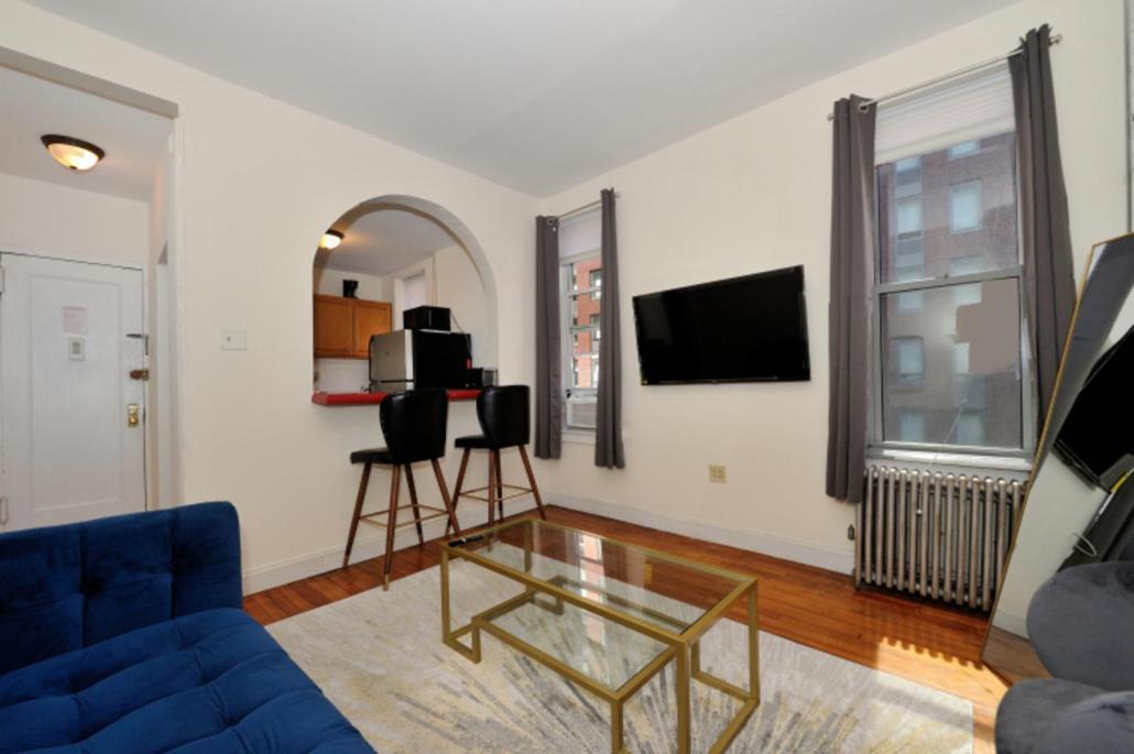 Pangsapuri 2br Upper East Side Near Park New York